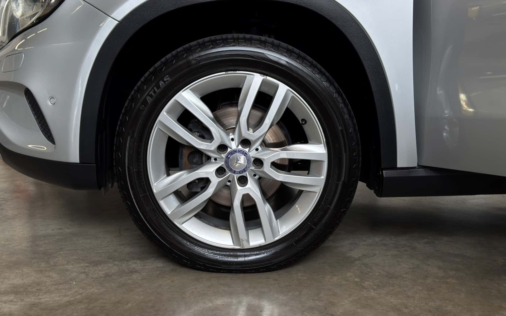 Mercedes-Benz GLA 200 Style 1.6T 2016 – foto 4