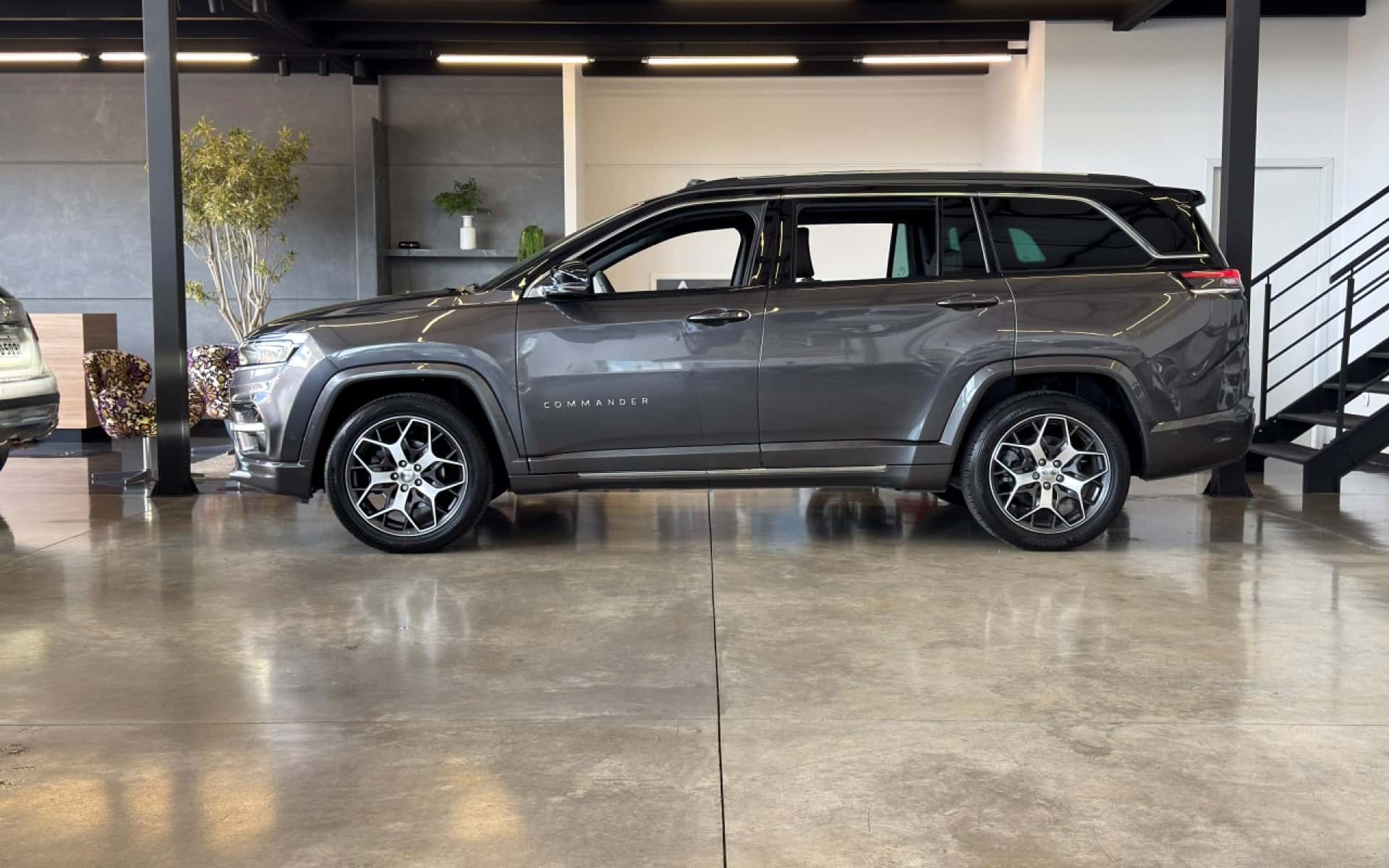 Jeep Commander Overland T270 2022 – foto 3