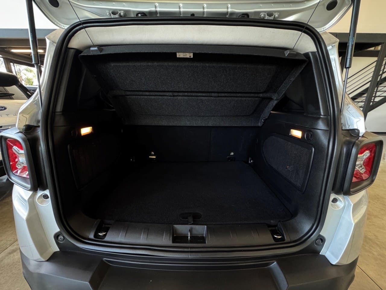 JEEP RENEGADE SPORT 1.8 MANUAL 2016 – foto 9